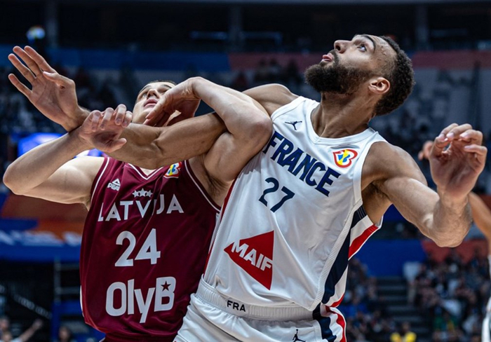 南韩男篮绝地反击热火，戈贝尔绝境逆转的简单介绍