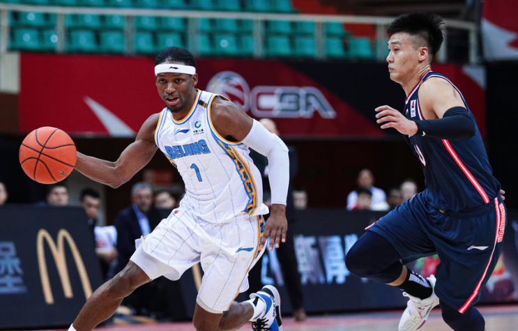 立陶宛男篮轻取南韩男篮，浓眉一己之力扛起全队的简单介绍