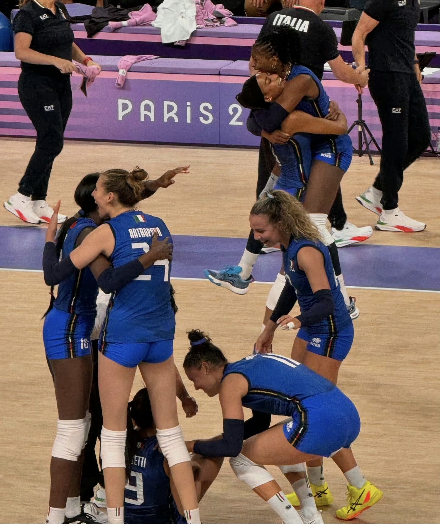 意大利女篮成功挺进奥运半决赛