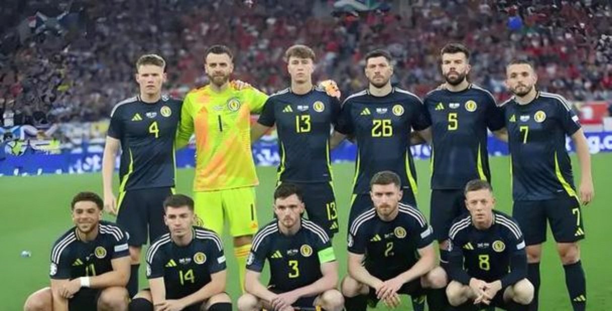 开云体育-匈牙利在欧预赛中不敌波兰队