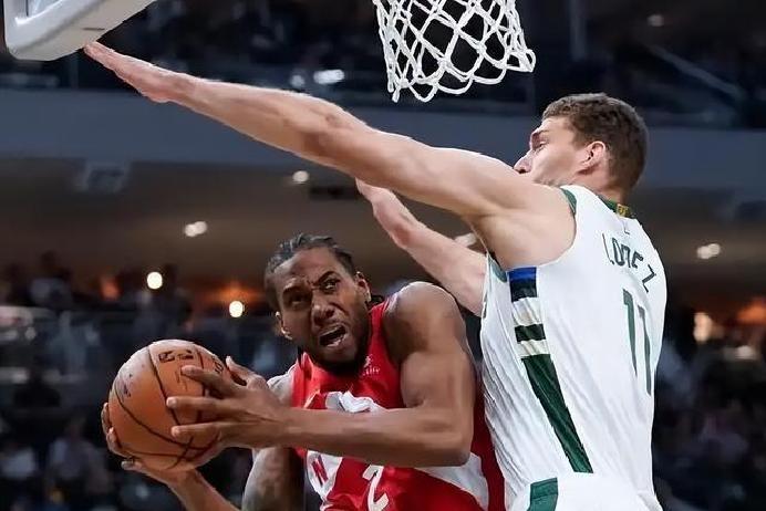 包含猛龙主场凯旋，伦纳德带领全队逆转击败对手的词条