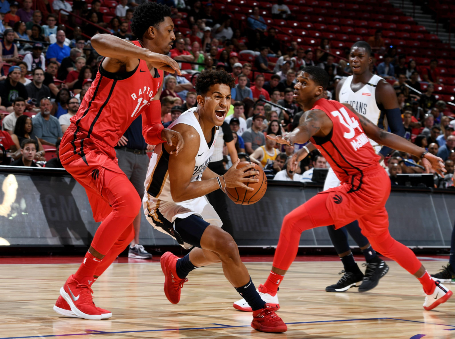 关于外援球员表现出类拔萃，引发球队团队战力提升的信息