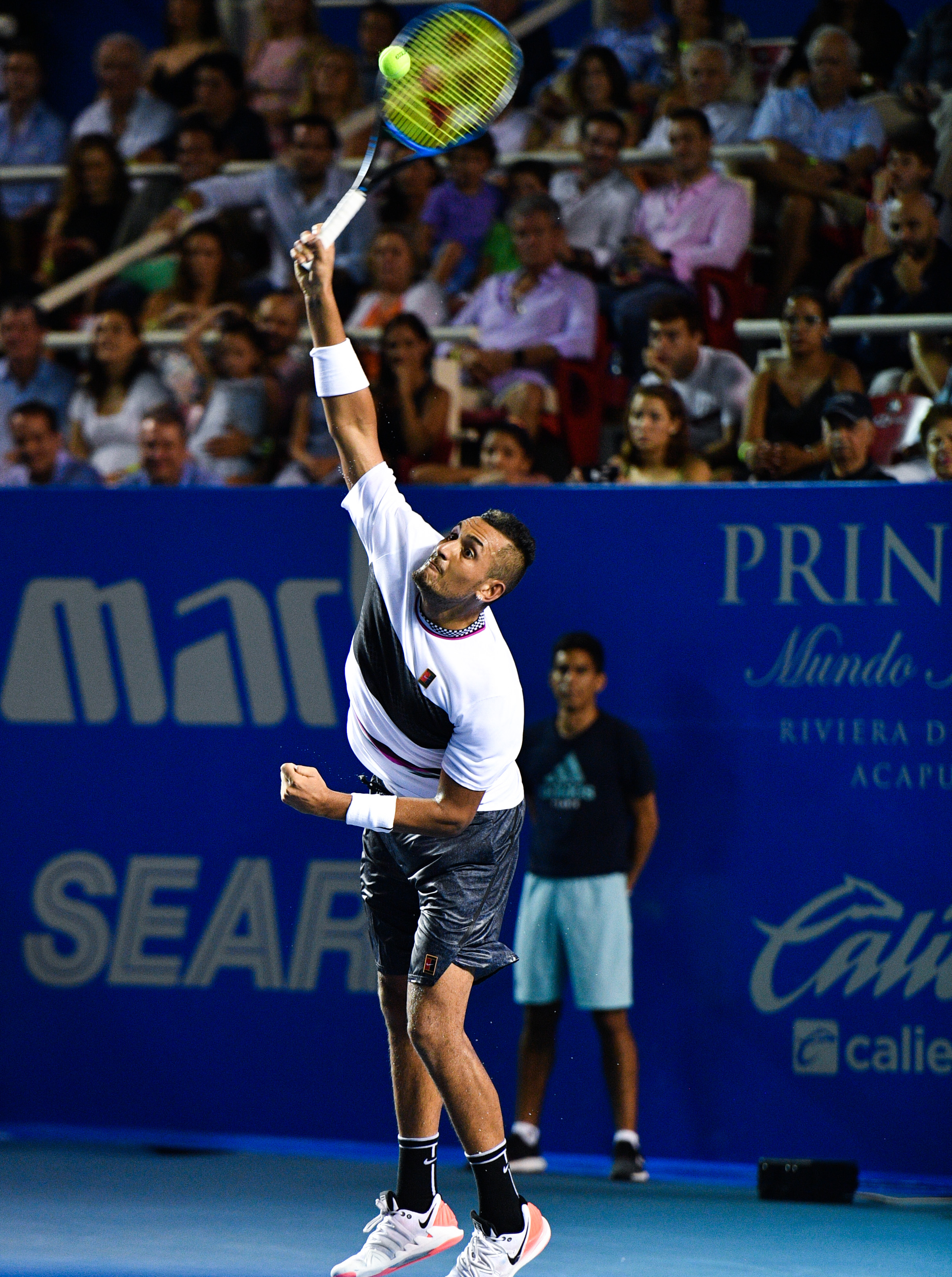 澳大利亚网球队绝杀美国网球队，克耶高斯关键制胜的简单介绍