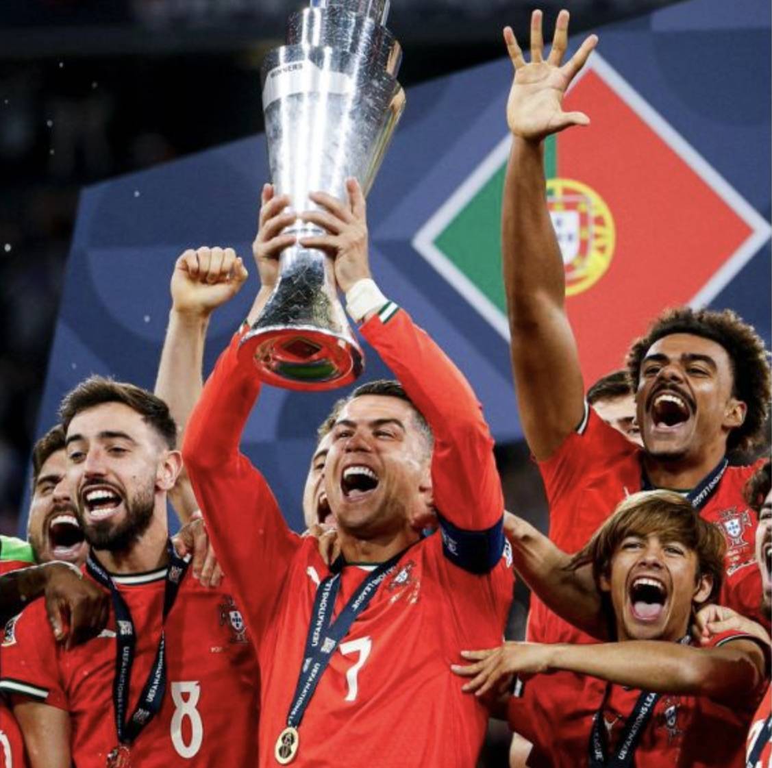 欧国联比赛乌克兰队大胜西班牙，欧国联杯局势变化的简单介绍