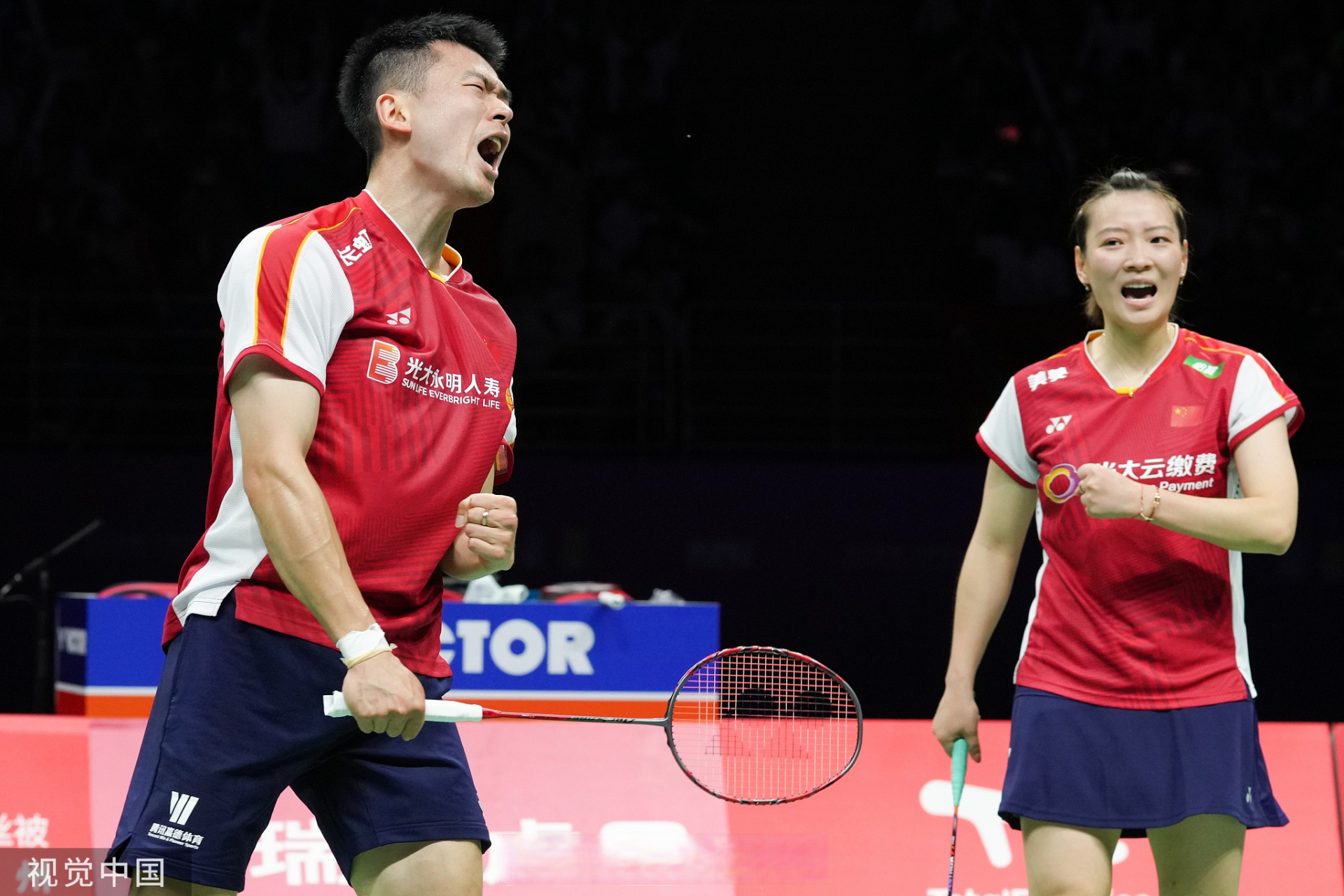 印尼队鏖战丹麦队,郑思维扛起全队 印尼队鏖战丹麦队,郑思维扛起全队