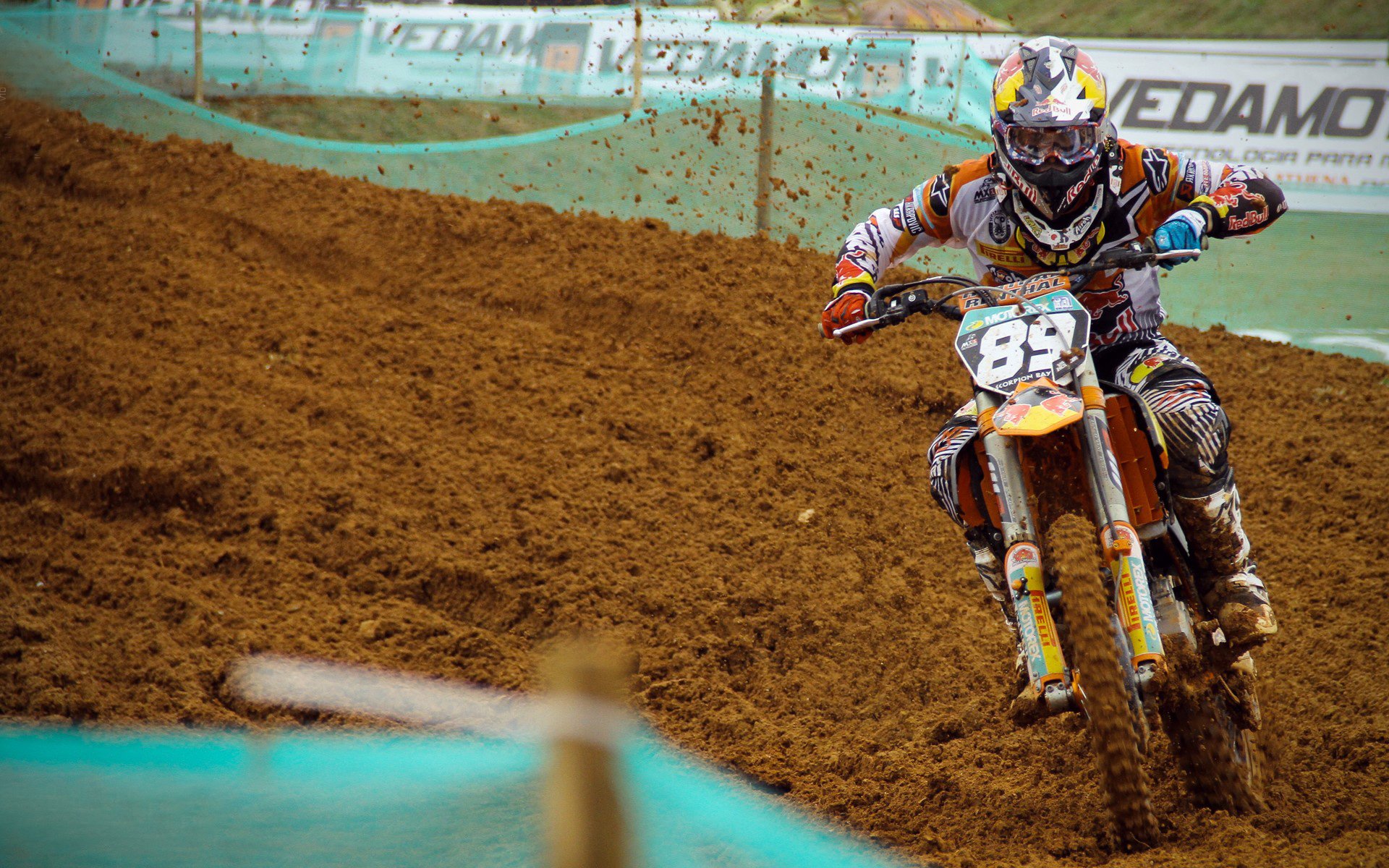 伦纳德用实力证明自己，马刺争冠战奇兵制胜