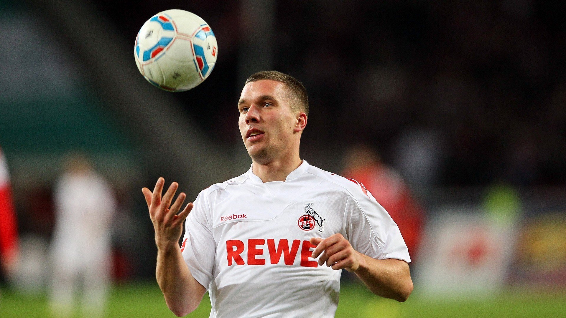 欧冠决赛之夜，加克波的压制级表演，一场定义传奇的胜利