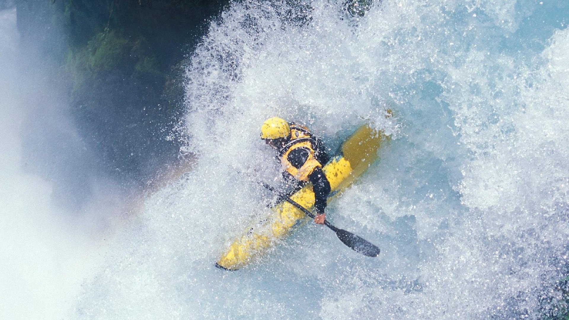 赛道上的绝对统治,拉塞尔如何带领梅赛德斯鏖战并击溃雷诺