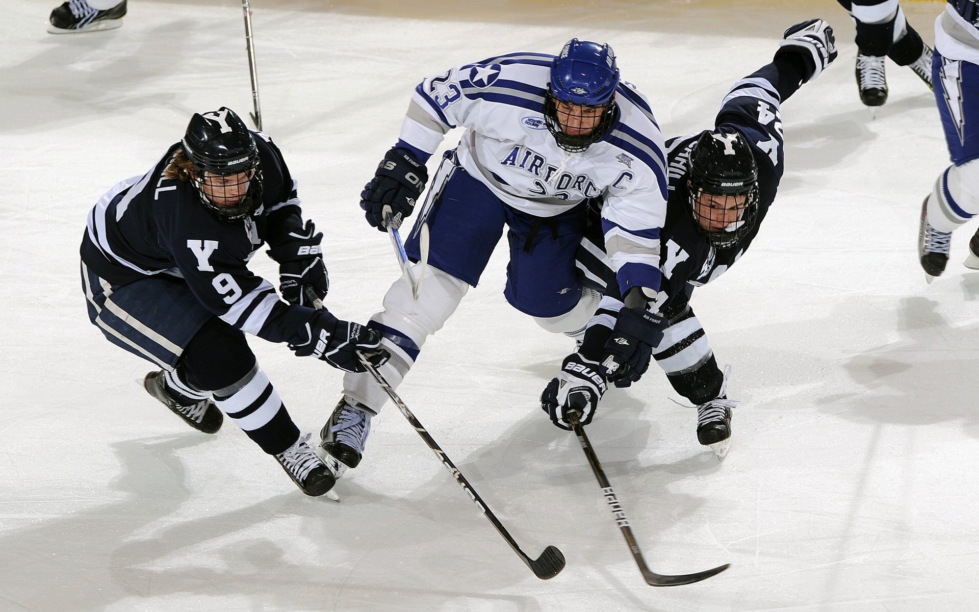 南美风暴VS北欧神锋，委内瑞拉血拼巴西，哈兰德如何成为关键先生？