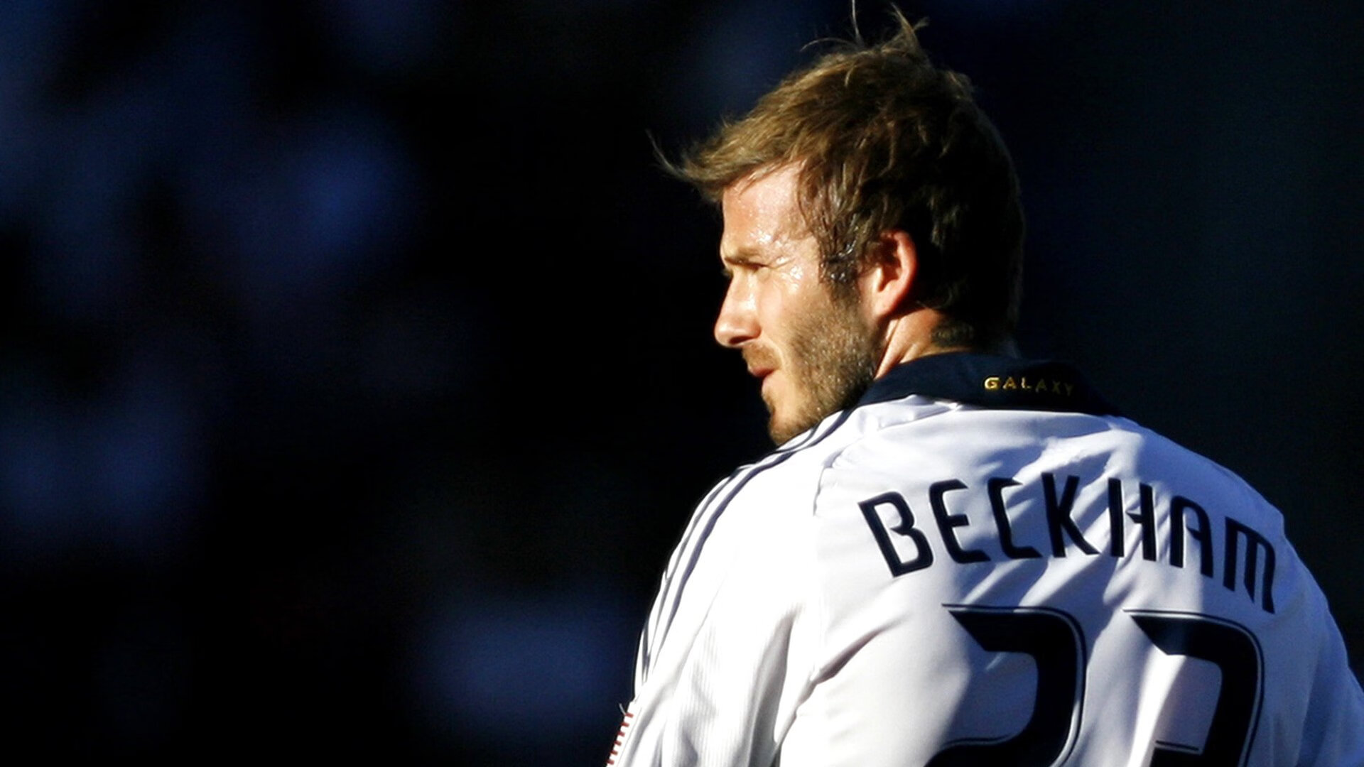 绿茵场上的命运交响，当德甲争冠战与摩洛哥逆转英格兰的足球记忆共鸣